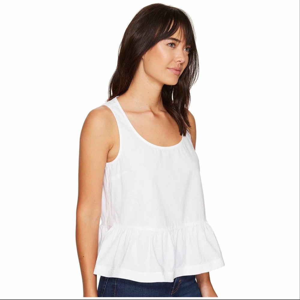 NWT Levi’s Peplum Top Size Large